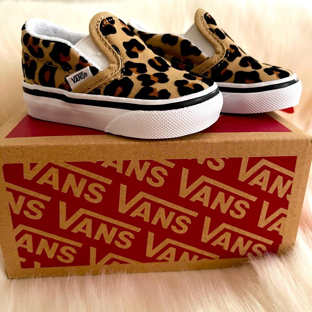 NEW Baby Leopard Slip On Vans - Size 2